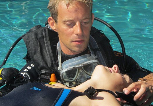 Doe de PADI rescue diver cursus